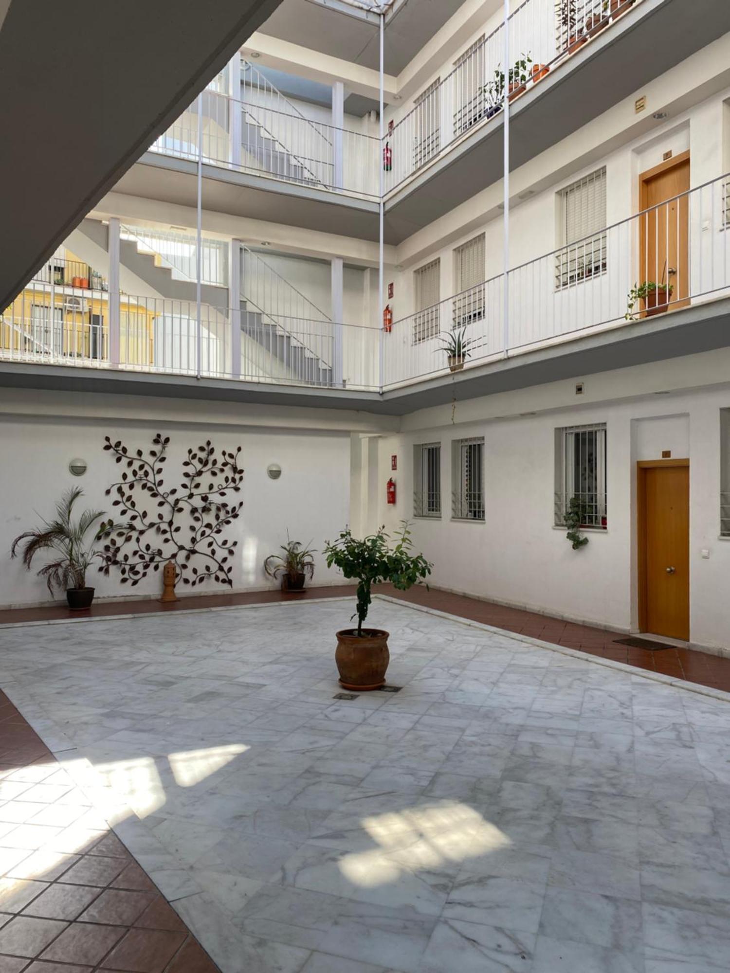 סביליה Moderno Estudio Junto Al Rio מראה חיצוני תמונה